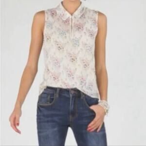 CAbi Essential Floral Sleeveless Blouse